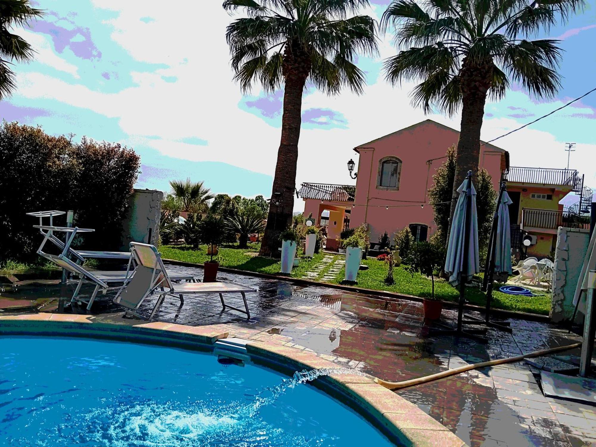 Villa Laura Apartment ジャルディーニ・ナクソス エクステリア 写真