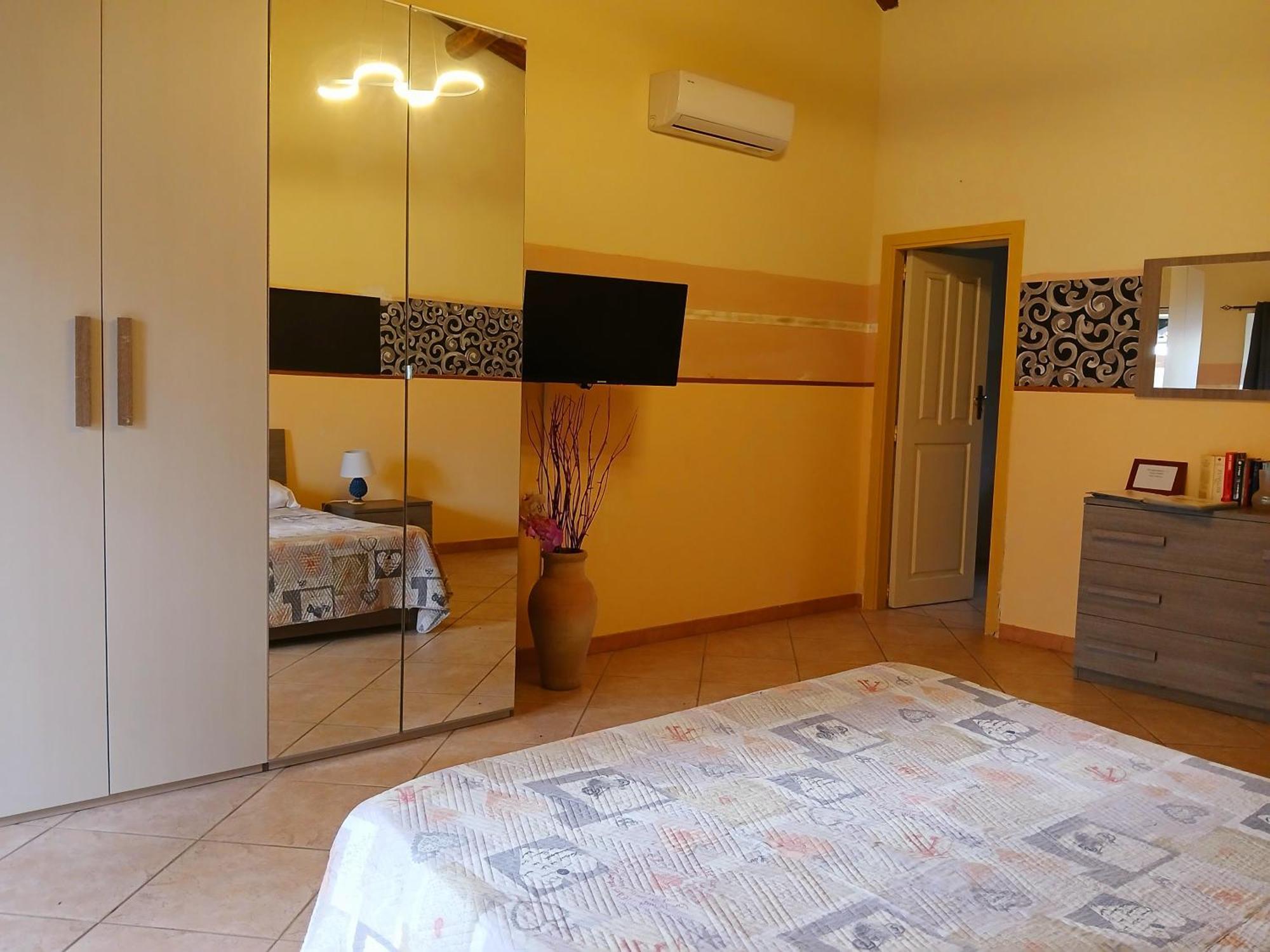 Villa Laura Apartment ジャルディーニ・ナクソス エクステリア 写真